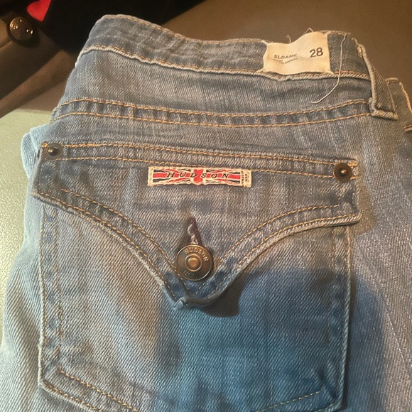 Size 28 Hudson Ferris flare jeans - Picture 2 of 3